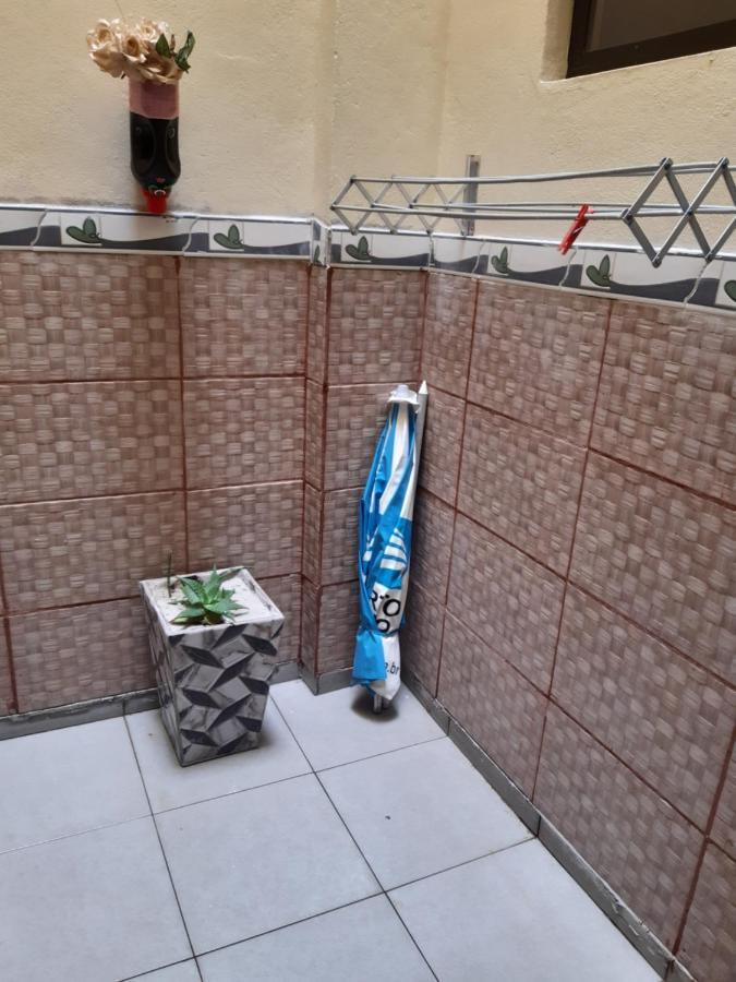 Apartamento Encantador Com Estacionamento カボ・フリオ エクステリア 写真